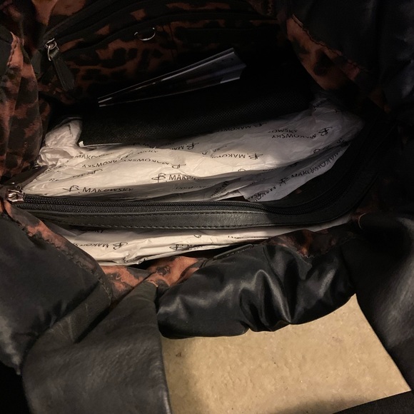 B. Makowsky Perry Tote - Picture 5 of 7